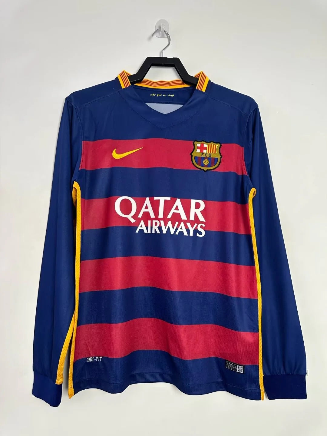 Camisa Retrô Barcelona 2015/16 Home - Manga Longa