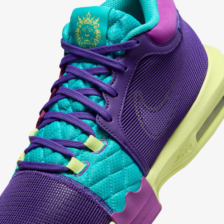 Tênis Nike LeBron Witness 8 - Roxo