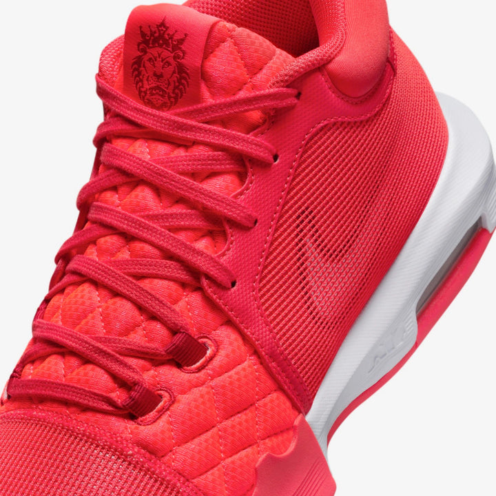 Tênis Nike LeBron Witness 8 - Vermelho