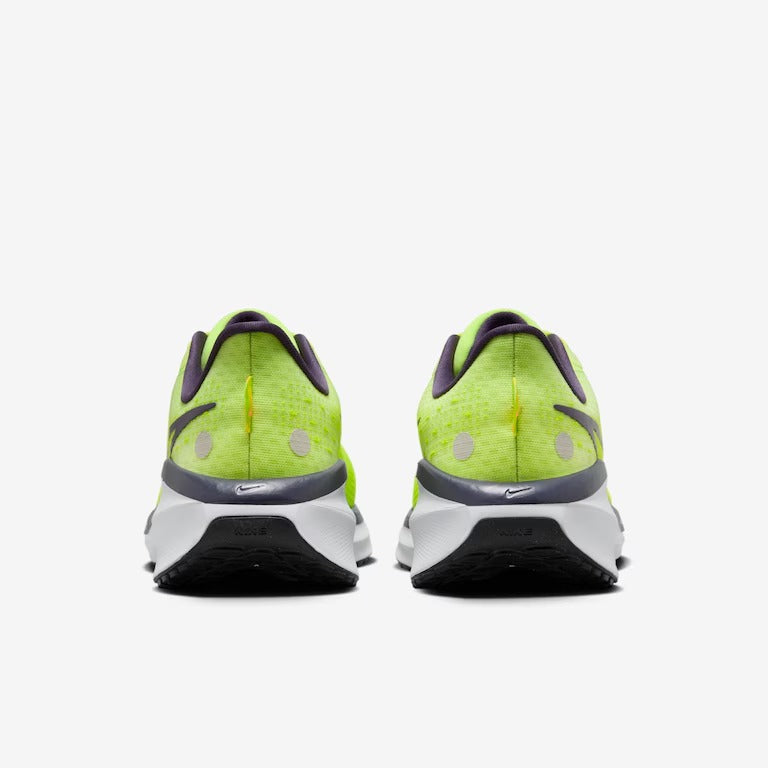 Tênis Nike Vomero 17 - Verde Neon