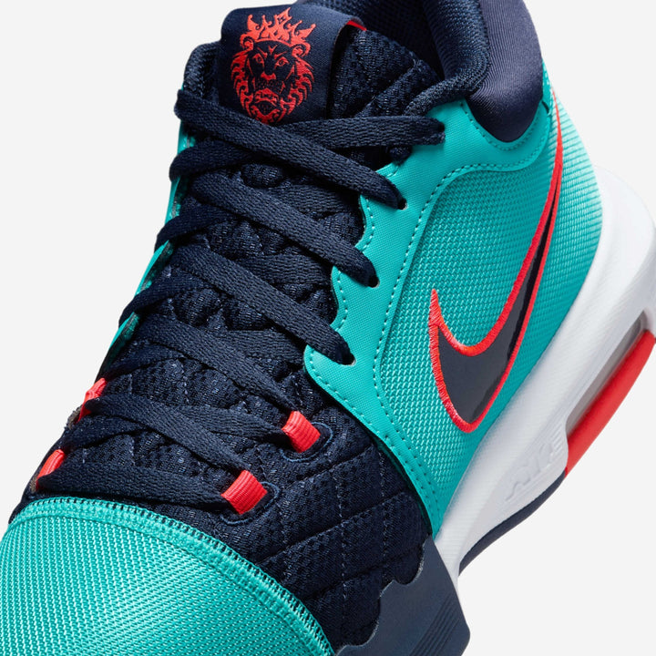 Tênis Nike LeBron Witness 8 - Turquesa