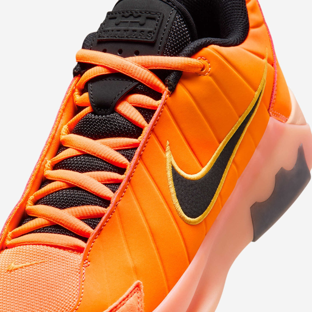 Tênis Nike LeBron Witness IX - Laranja