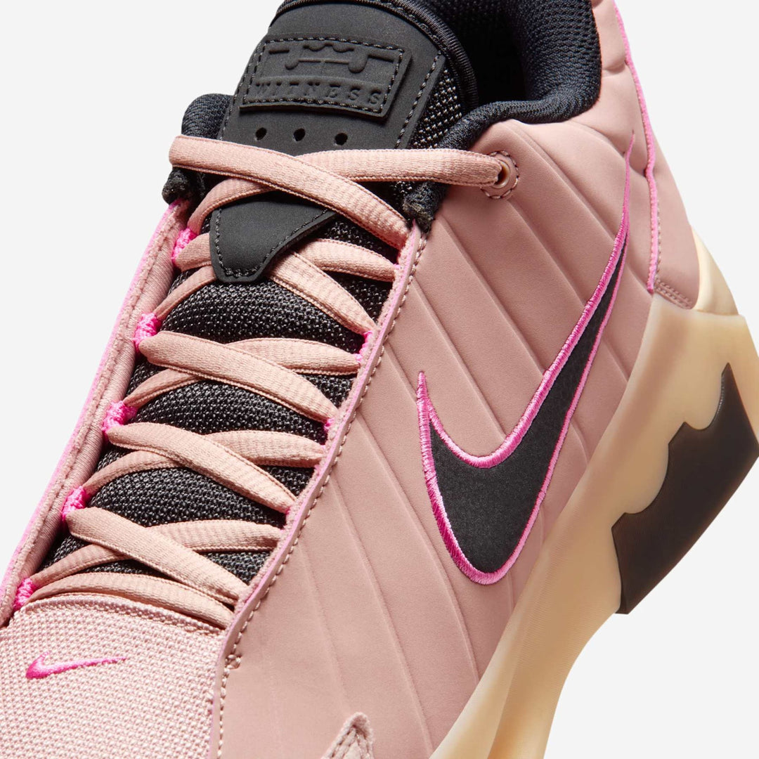 Tênis Nike LeBron Witness IX - Rosa