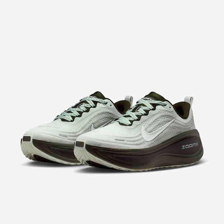 Tênis Nike Vomero Plus - Cinza