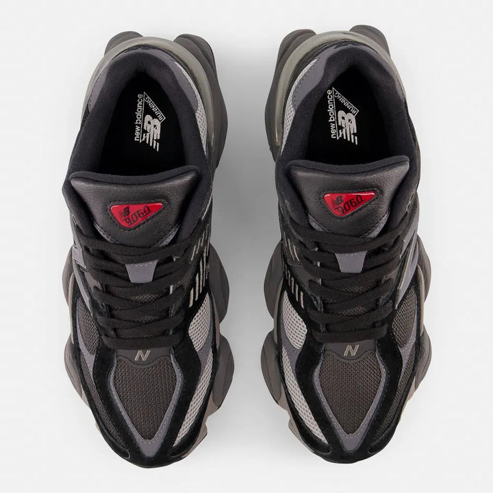 New Balance 9060 – Preto/Taupe