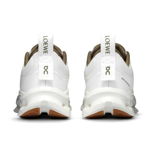 On Running x Loewe Cloudtilt 2.0 – Branco/Cáqui