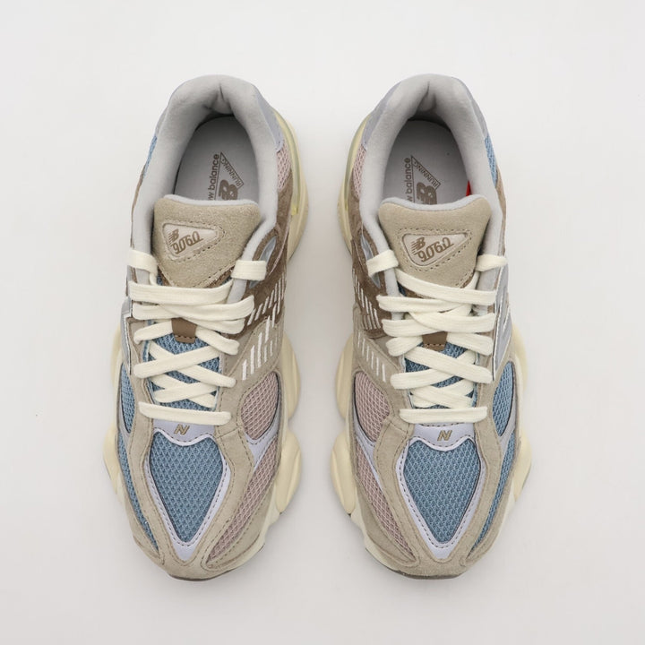 New Balance 9060 – Cogumelo/Azul