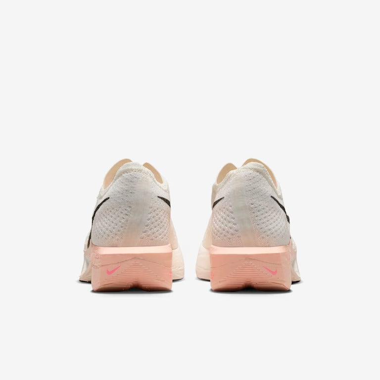 Tênis Nike ZoomX VaporFly 3 - Rosa Claro