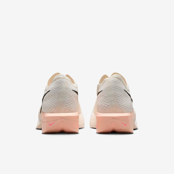 Tênis Nike ZoomX VaporFly 3 - Rosa Claro