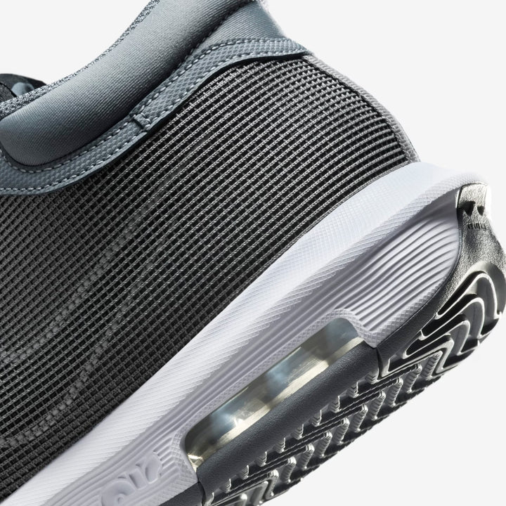 Tênis Nike LeBron Witness 8 - Cinza