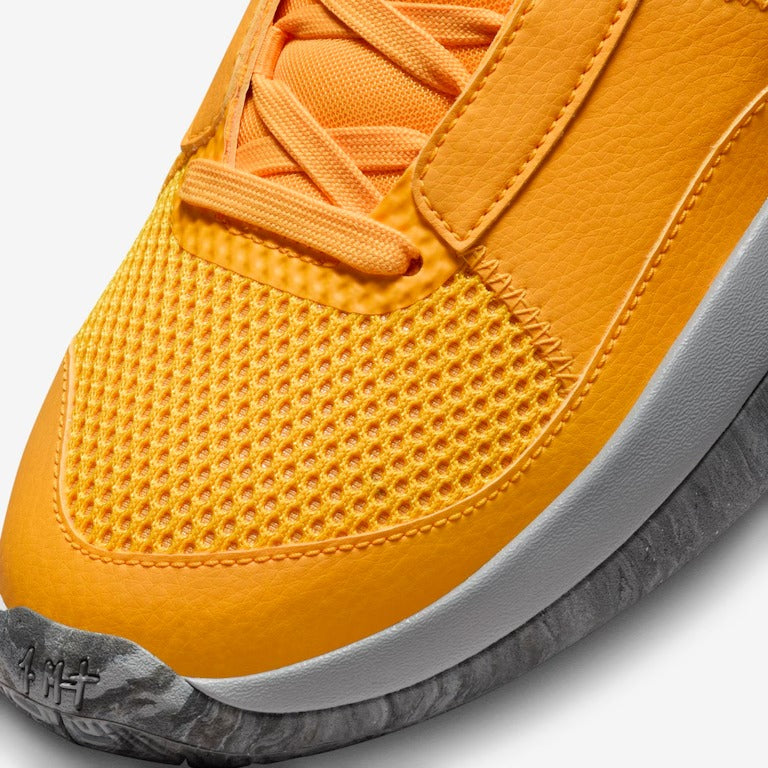 Tênis Nike JA 1 - Laranja