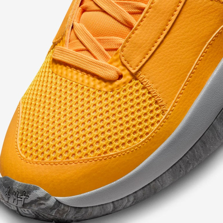 Tênis Nike JA 1 - Laranja