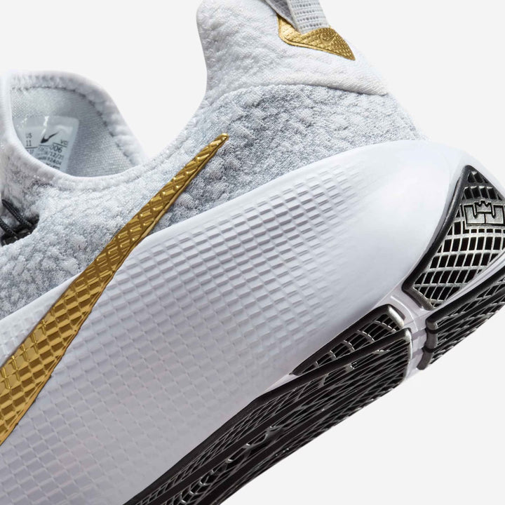 Tênis Nike LeBron TR1 - Branco