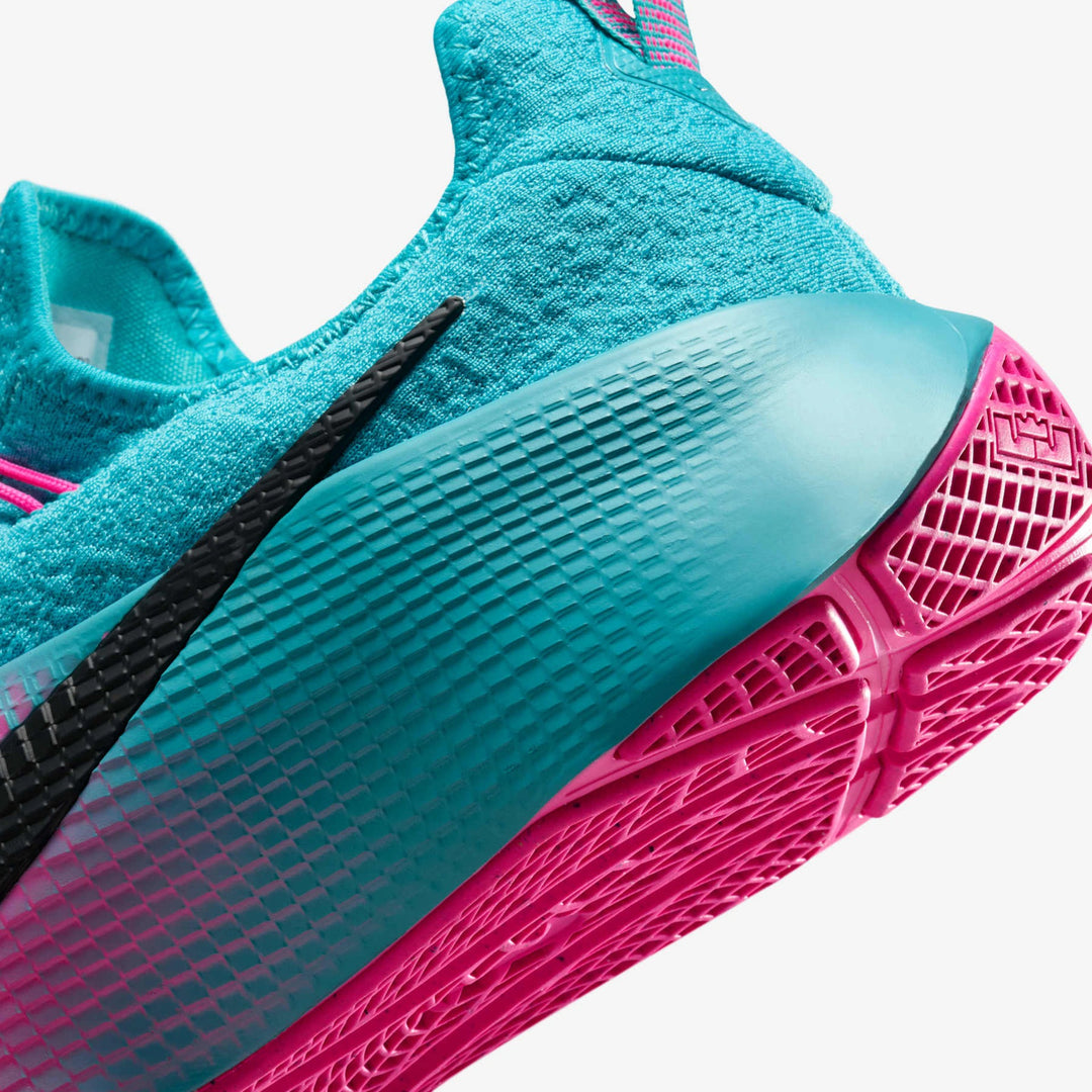 Tênis Nike LeBron TR1 - Turquesa