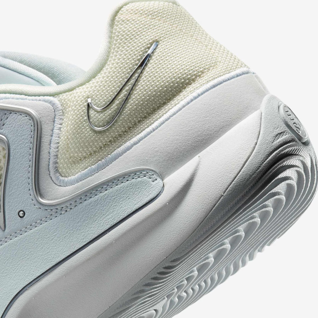 Tênis Nike KD18 - Branco