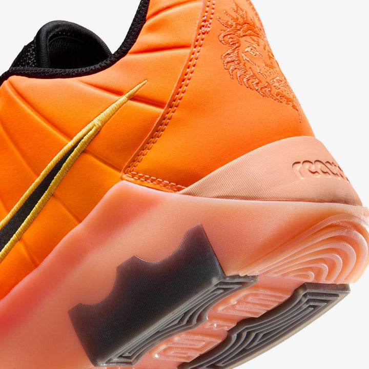 Tênis Nike LeBron Witness IX - Laranja