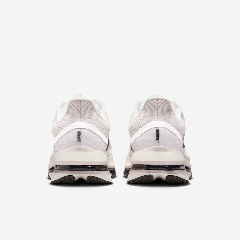 Tênis Nike Pegasus Premium - Branco