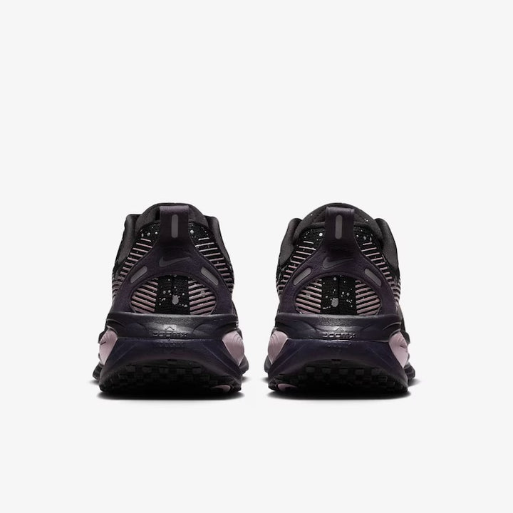 Tênis Nike Vomero 18 SE - Preto