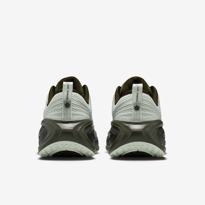 Tênis Nike Vomero Plus - Cinza