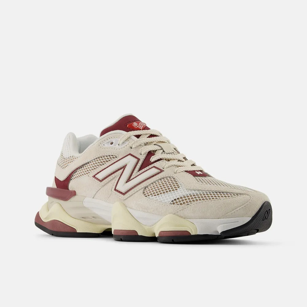 New Balance 9060 – Bege/Borgonha