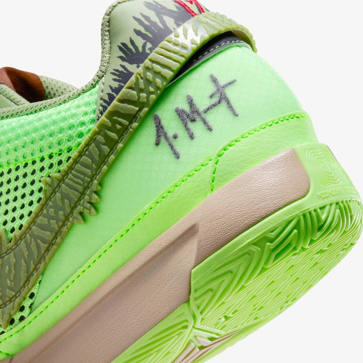 Tênis Nike JA 1 - Verde Neon