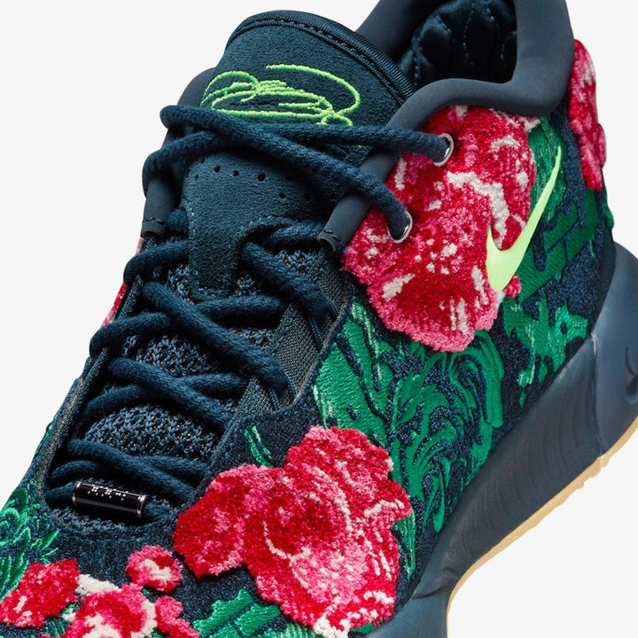 Tênis Nike LeBron XXI Premium