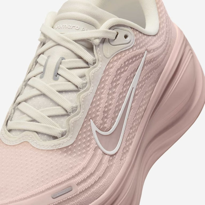 Tênis Nike Vomero Plus - Rosa Claro