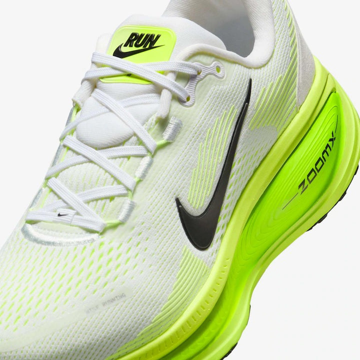 Tênis Nike Vomero 18 - Verde Neon