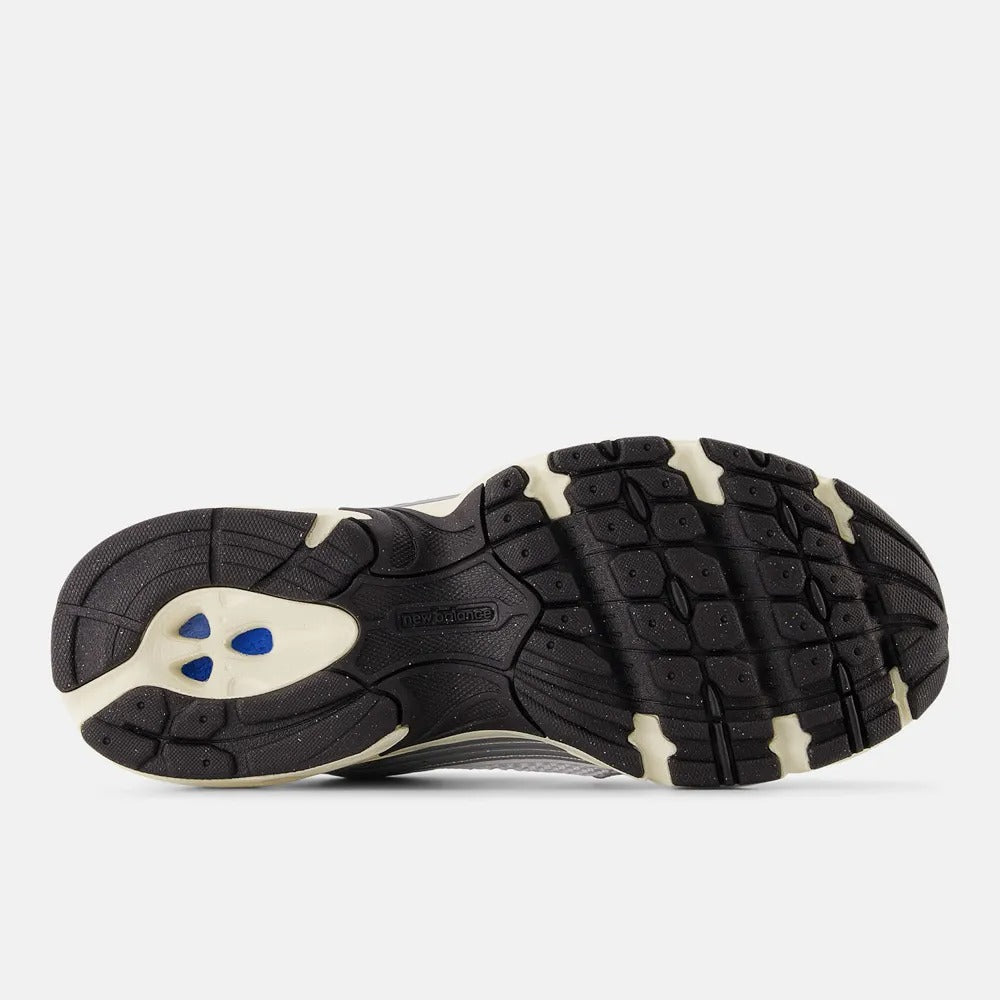 New Balance 530 – Branco/Preto