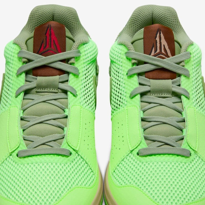 Tênis Nike JA 1 - Verde Neon