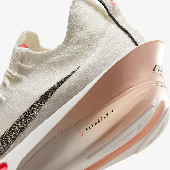 Tênis Nike Air Zoom Alphafly 3 - Branco/Rosa