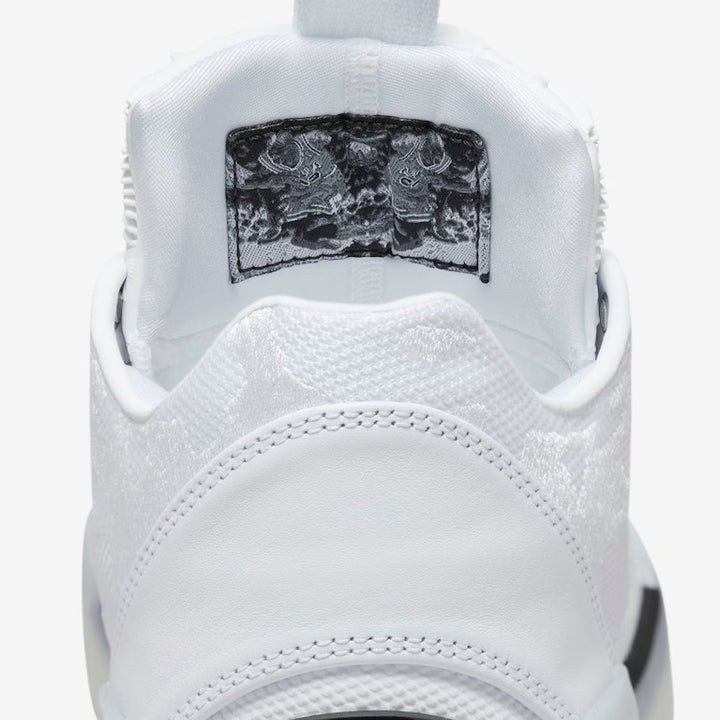 Tênis Nike Air Jordan XXXIX - Branco