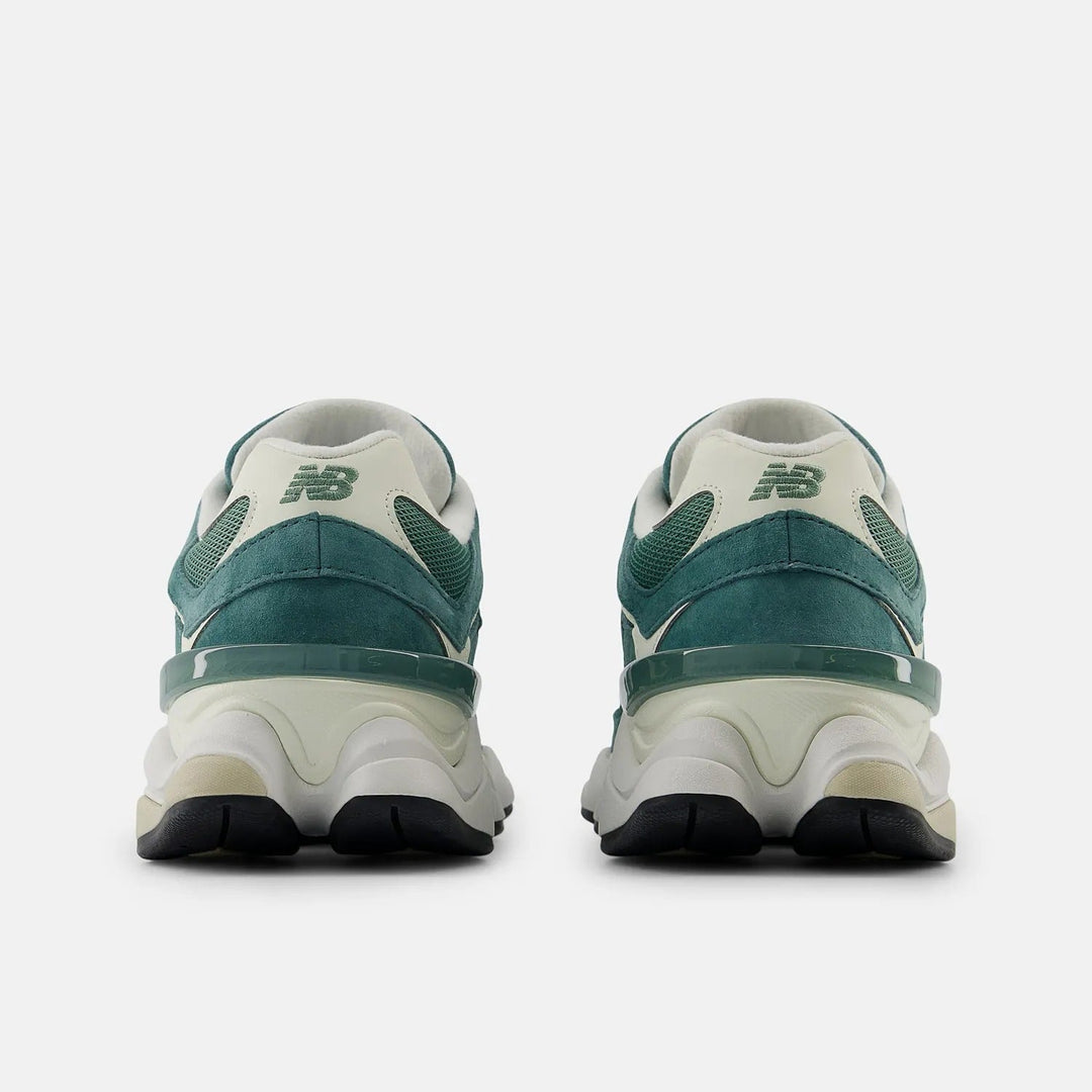 New Balance 9060 – Verde Abeto/Angora