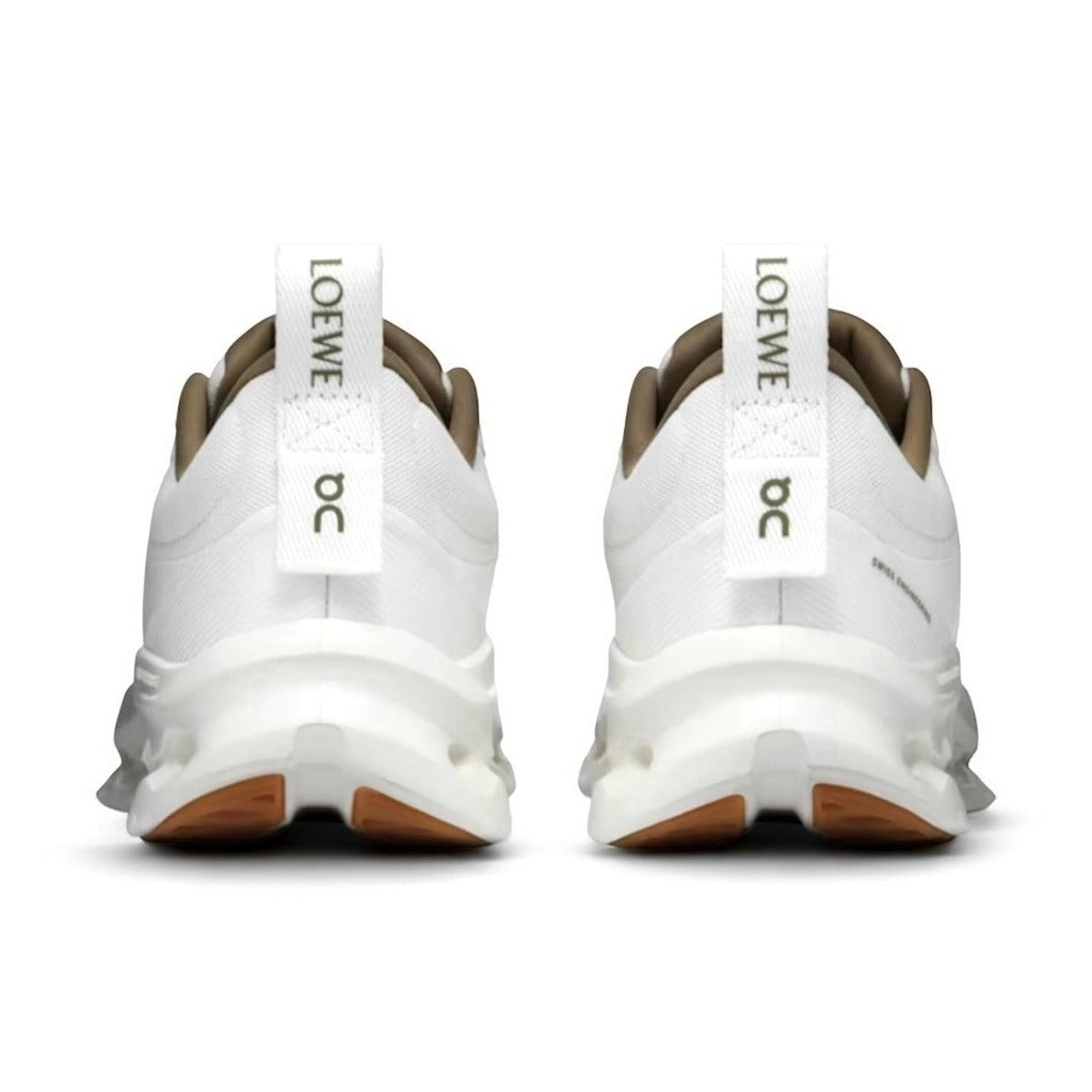 On Running x Loewe Cloudtilt 2.0 – Branco/Cáqui