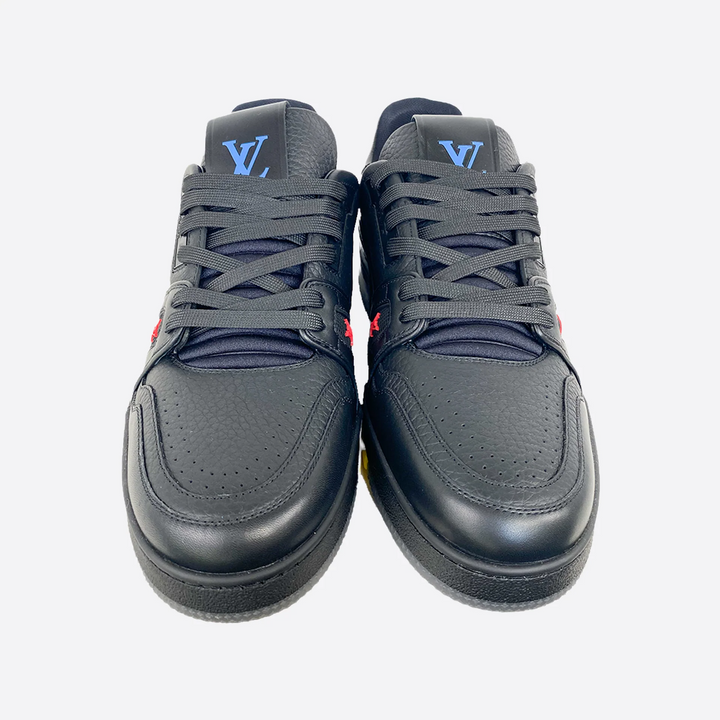 Louis Vuitton Trainer – Preto (Signature)