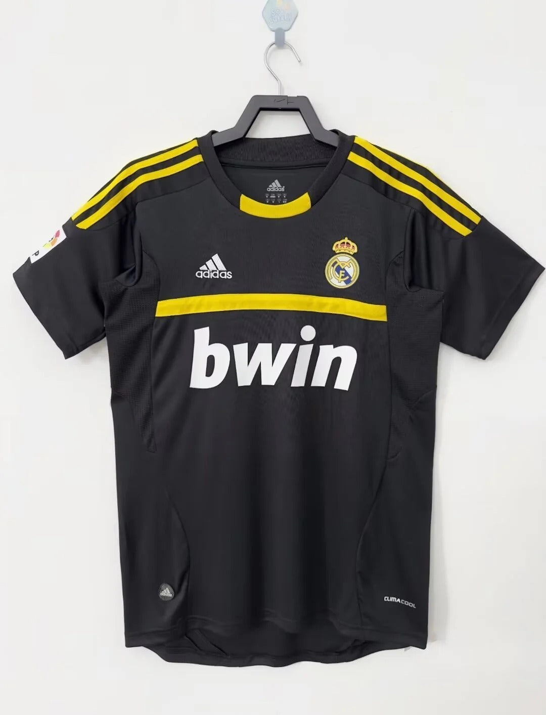 Camisa Retrô Real Madrid 2011/12 Goleiro Away (+Patches)