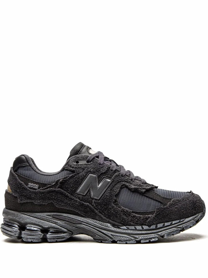 New Balance 2002R Protection Pack - Preto/Carvão/Cinza Escuro