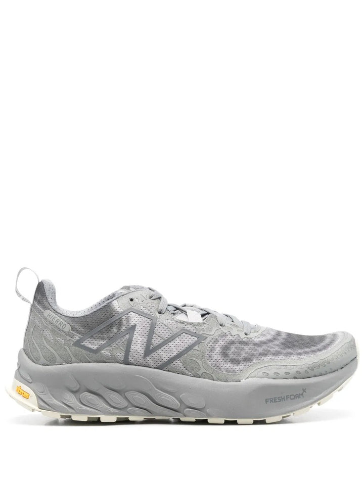 New Balance Fresh Foam X Hierro v8 - Cinza