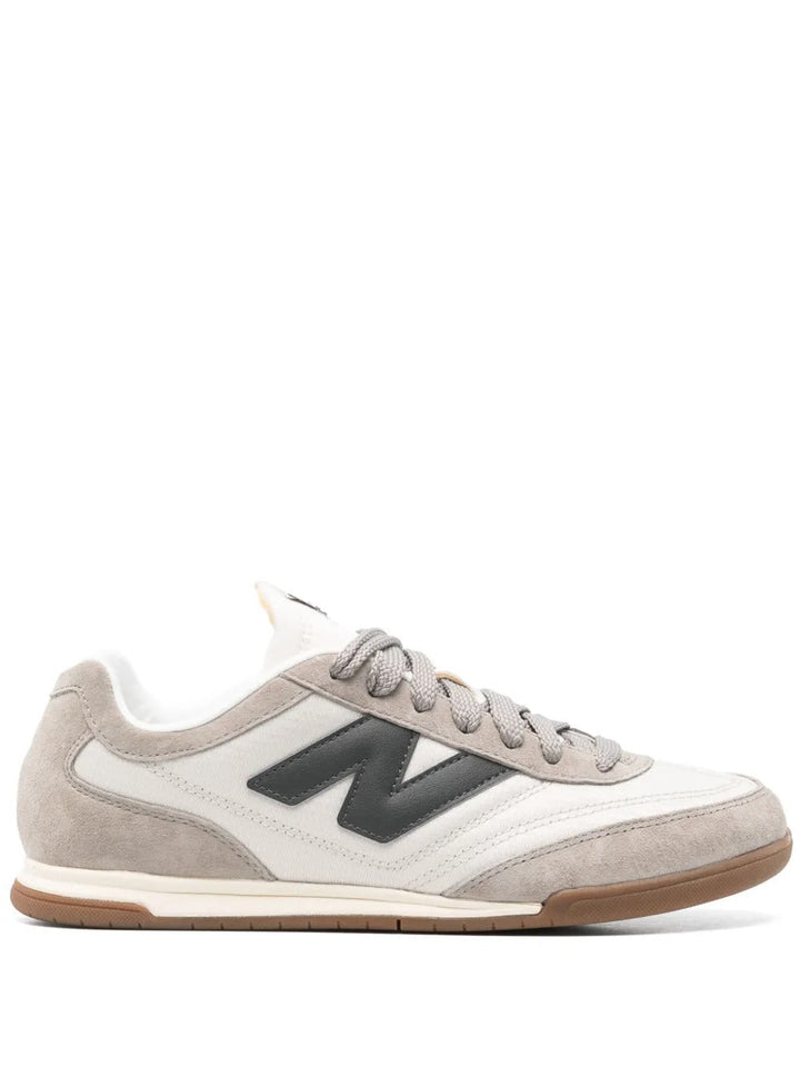 New Balance RC42 - Branco/Bege claro/Preto