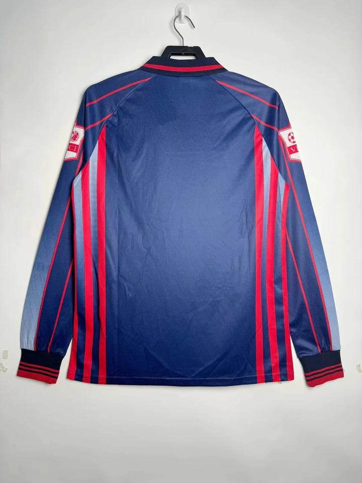 Camisa Retrô West Ham 1998 Iron Maiden - Manga Longa