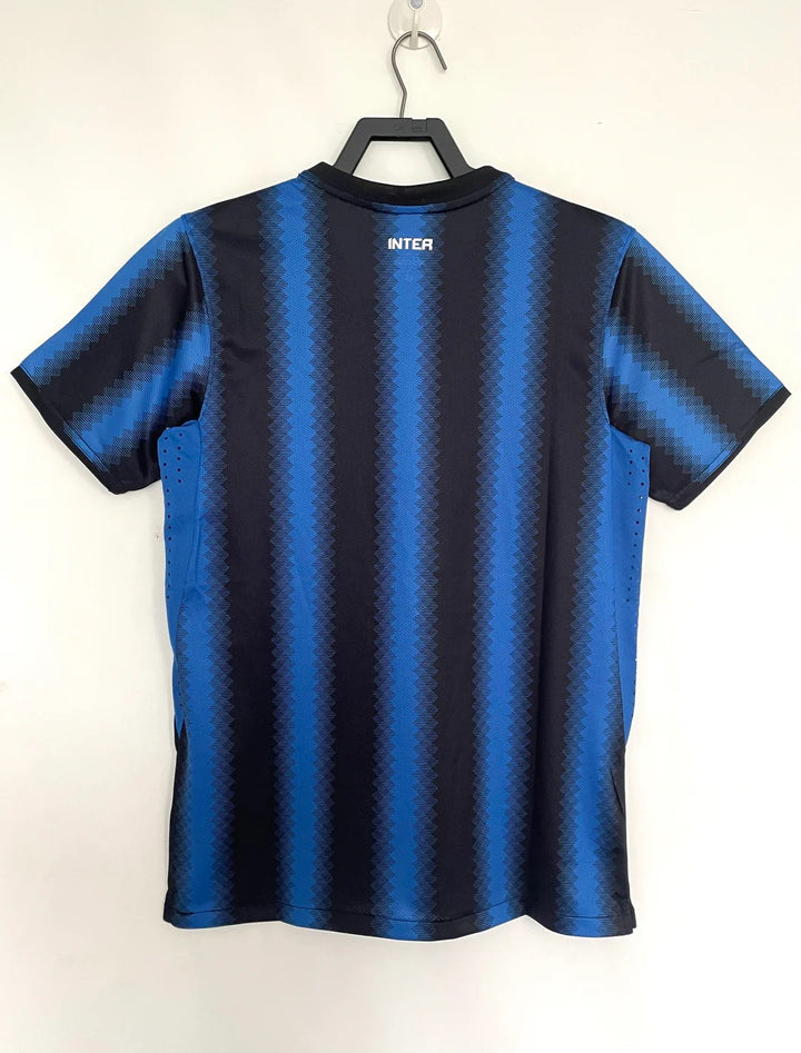 Camisa Retrô Inter de Milão 2010/11 Home