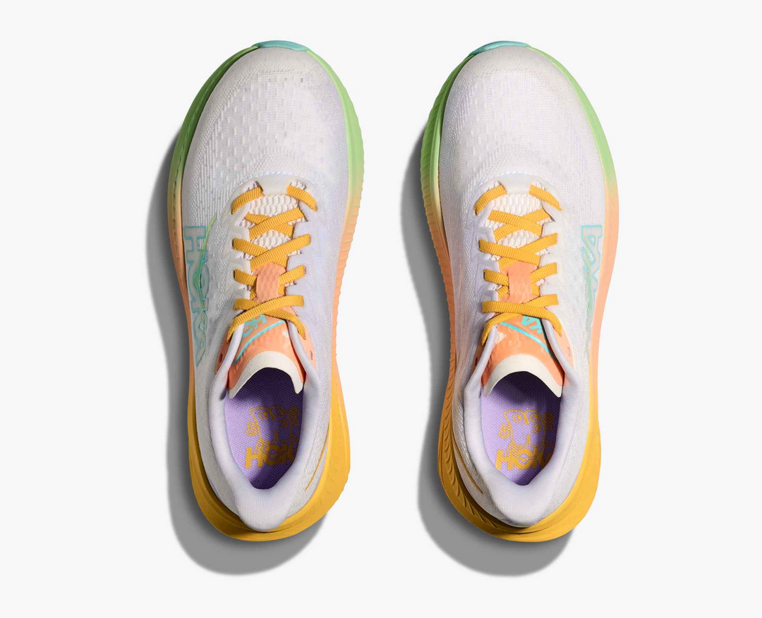 Hoka Mach 6 – Branco/Brilho Cítrico