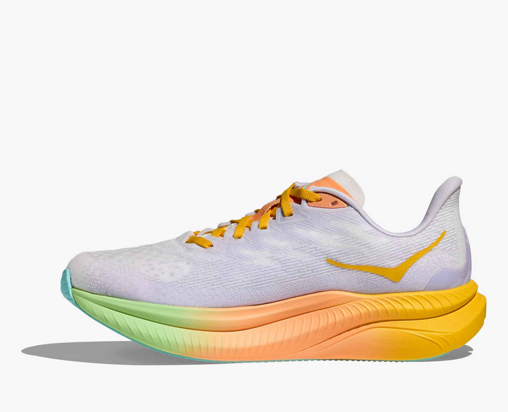 Hoka Mach 6 – Branco/Brilho Cítrico