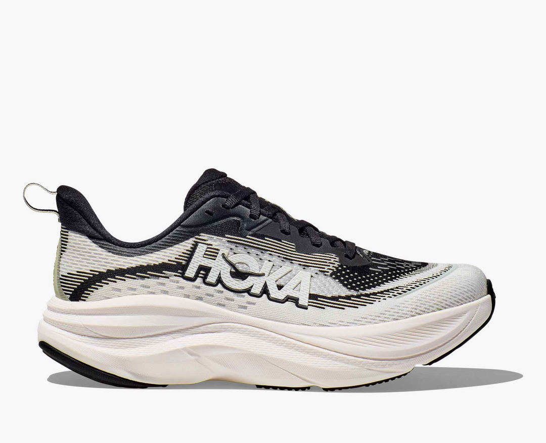 Hoka Skyflow - Branco/Preto