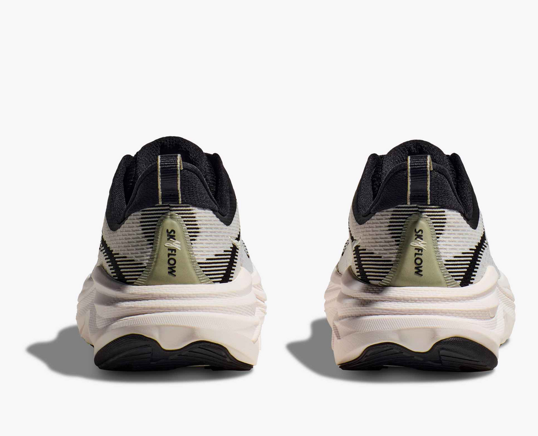 Hoka Skyflow - Branco/Preto