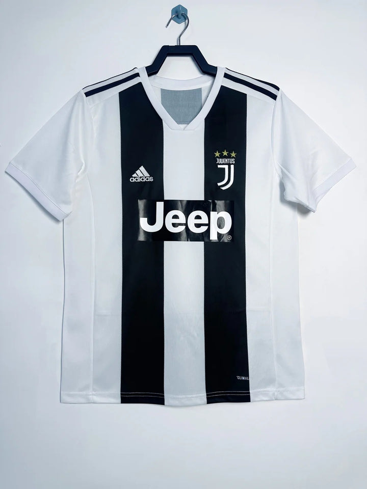 Camisa Retrô Juventus 2018/19 Home