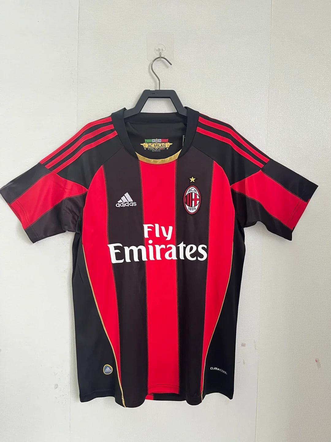 Camisa Retrô Milan 2010/11 Home