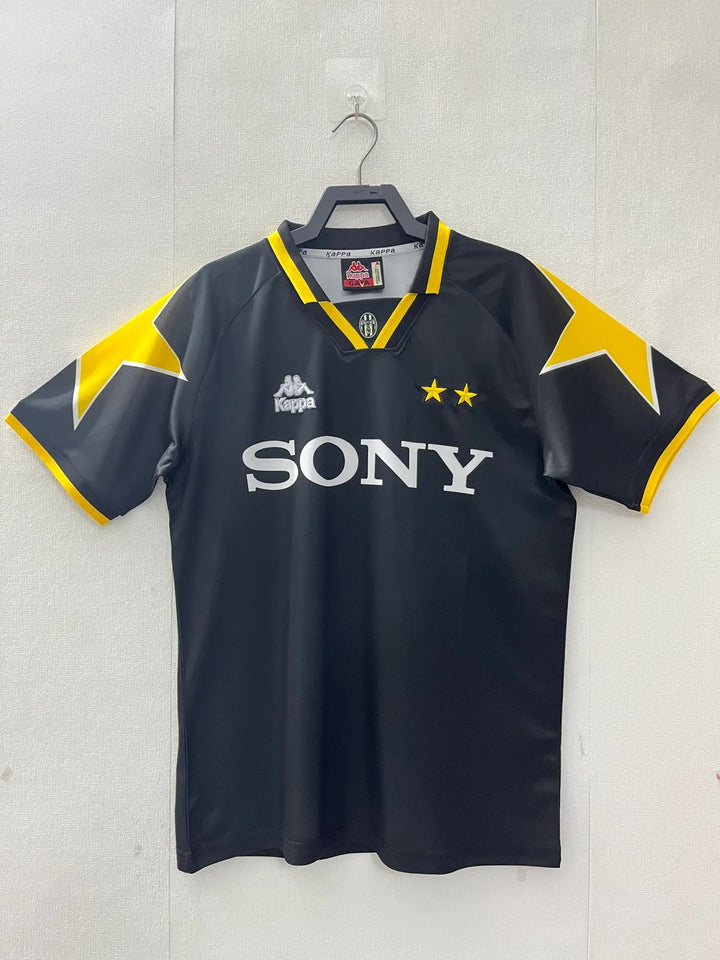 Camisa Retrô Juventus 1995/97 Third