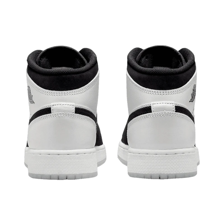 Air Jordan 1 Mid SE Diamond - Preto/Off White/Solado Translúcido