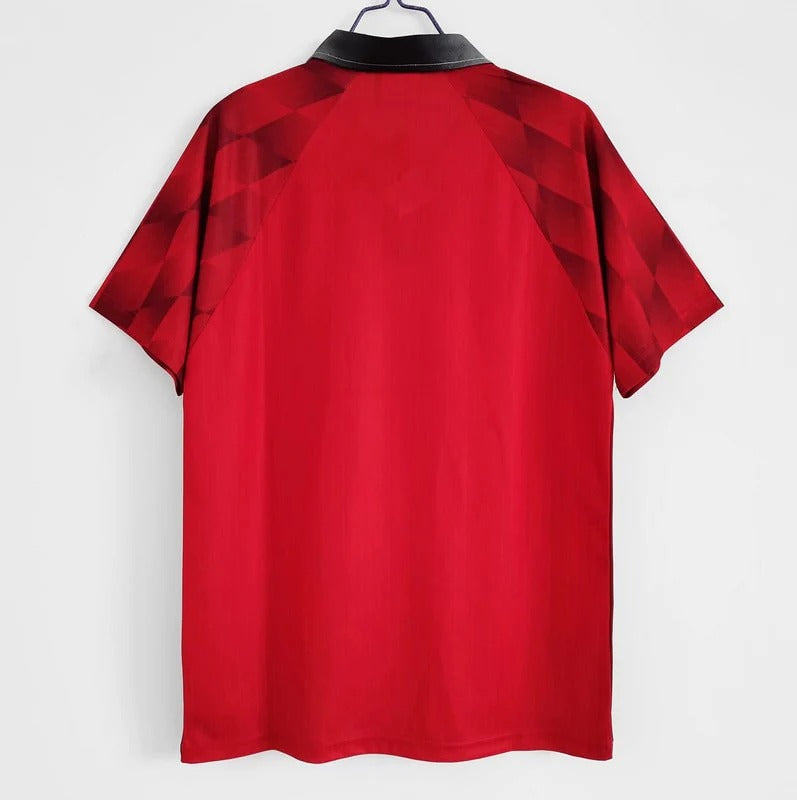 Camisa Retrô Manchester United 1996/97 Home